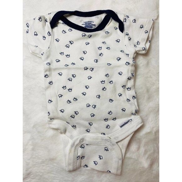 4-pc Newborn onesies for Boys - Picture 4 of 12